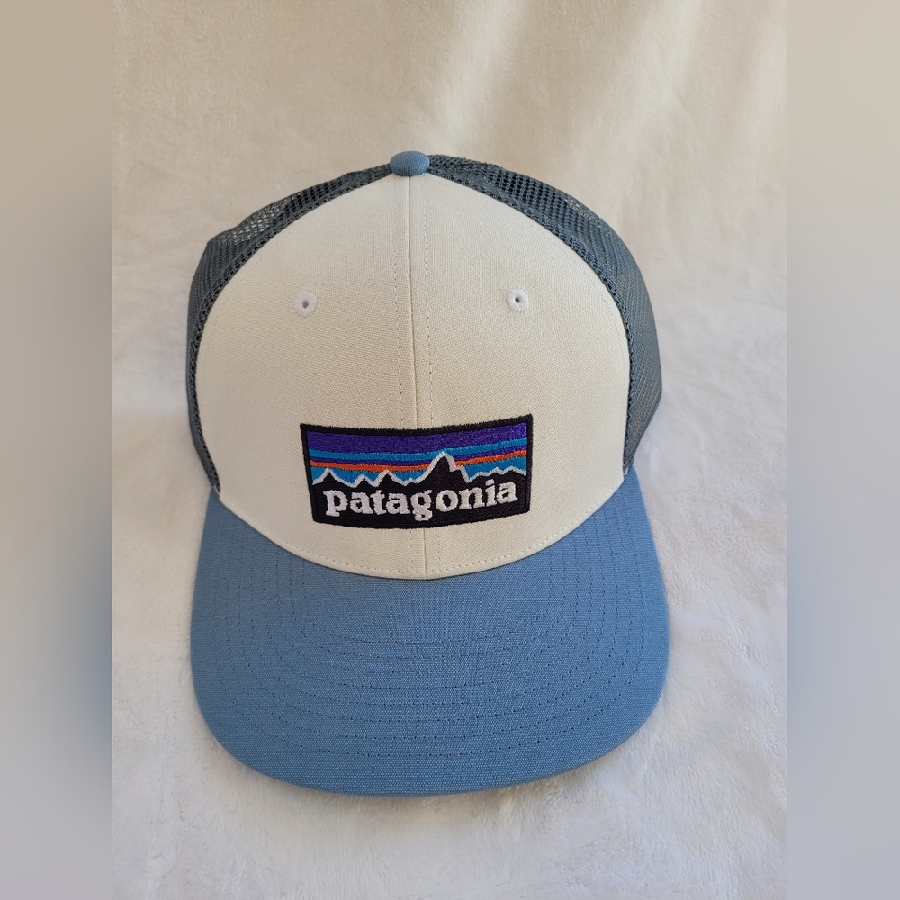 Patagnia Blue Trident Fish Organic Cotton Mesh Back Trucker Gorpcore Snap Hat